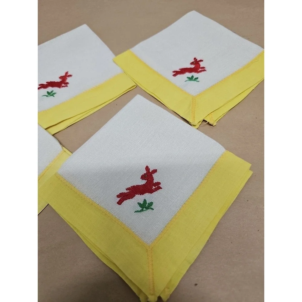 Vintage Lot of‎ 4 Yellow Linen Napkins – Hand Embroidered Beige Rabbit Design